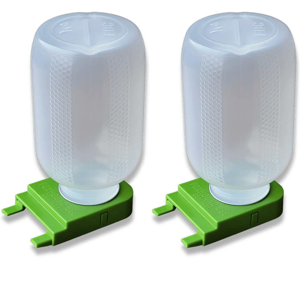 1/2 Gallon Jar and Foxhound Entrance Feeder with UV Inhibitor