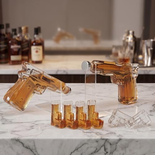 Pistol Whiskey Gun Decanter & Pistol Shot Glasses Set
