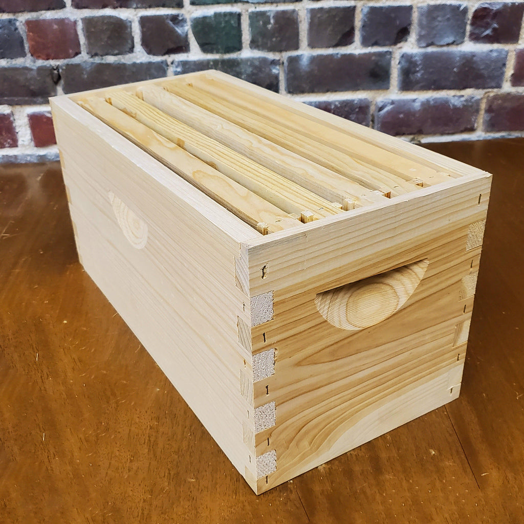 5-Frame Complete, Deep 9 5/8-inch Box with Frames and Foundation