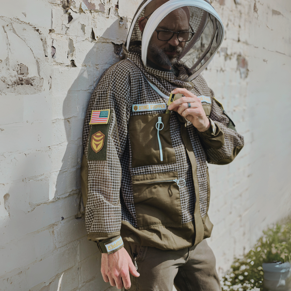 Sting Stopper Professional Ventilated Beekeeping Jacket - Olive Green